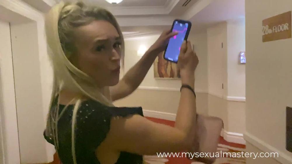 Vip Many Vids Max Remote Vibrating Sex Toy In Public With Happy Ending Robbie Oz Remote