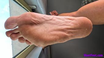 Feet Paradise - Melissa Stomping Your Face - Giantess - 4K MP4