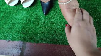 Goddess Foot Fetish - Scratching My Feet From Itching Caused By Stiletto Heels (1)