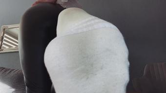 GoddessMona91 - POV: Morgens Chef abends Sohlenlecker