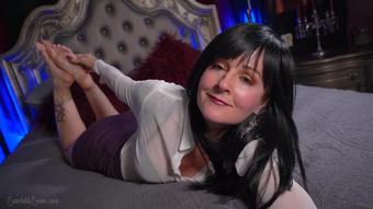 Scarlett Sinns Twisted Fetishes - Affairs Of The Feet (1080 Mp4)