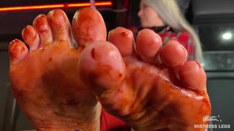Mistress Legs - The Goddess Has Soiled Her Bare Feet In Coffee And Teasing You On The Table (Mp4 4K)