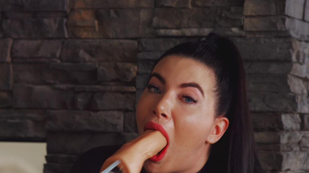 Korina-Kova-Throat-Creampie-Alternate-Ending-2018-12-21_F8Bnbw