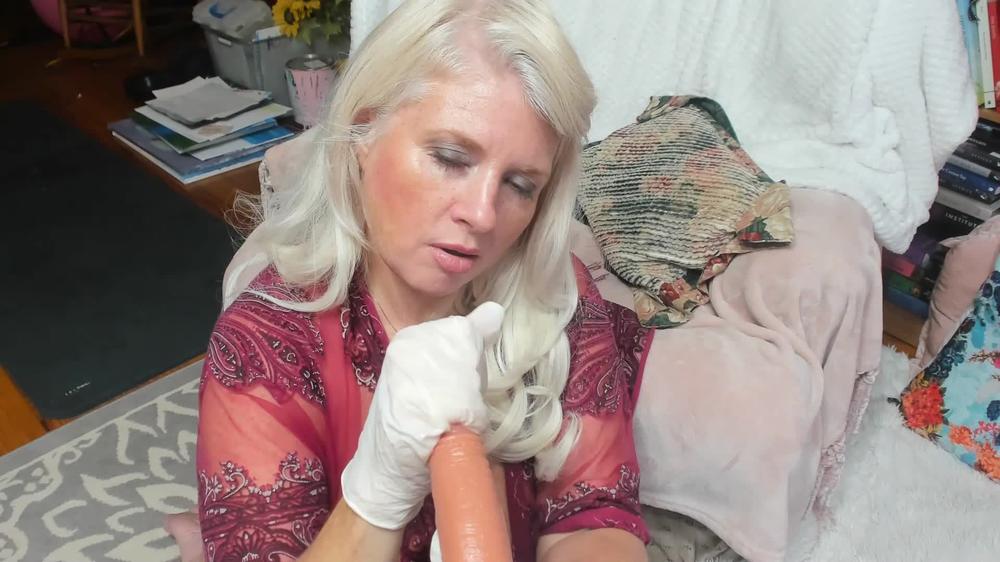 Paintedrose - Mom Next Door Her Glove Slave Neighbor
