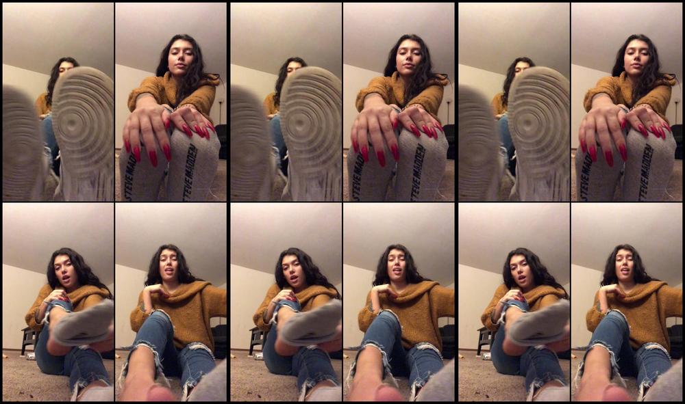 Ineedvalentina 22 11 2019 91160229 Pervs Like You Are Obsessed With Pretty Girls Stinky Feet And Socks