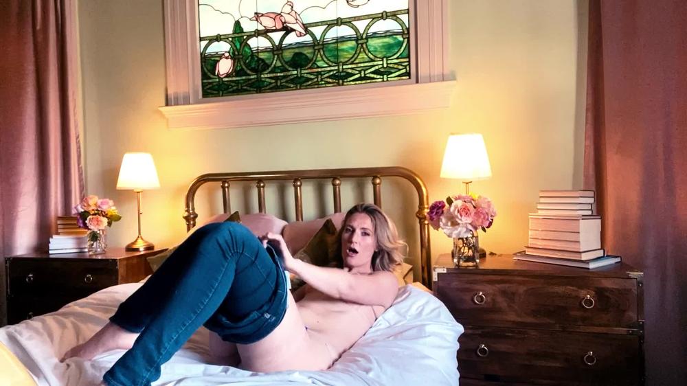 Mona Wales Squirting In My Tight Denim Jeans