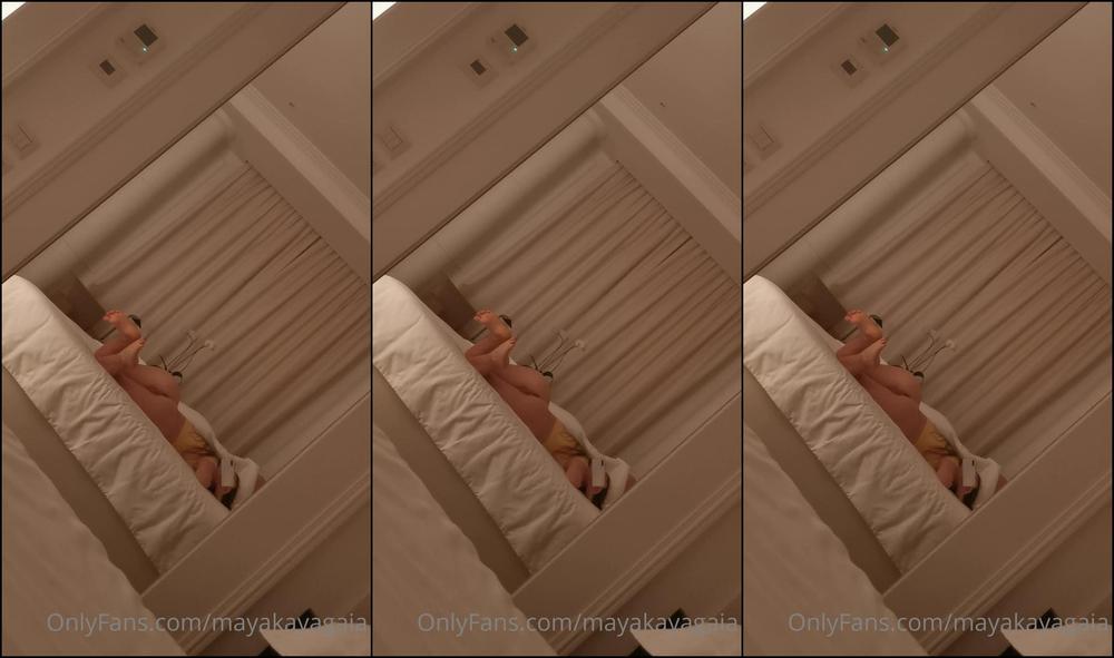 20-08-10_39013256_He_Was_Tired_And_Went_To_Sleep_Without_Fucking_Me_Now_Im_So_Horny_I_Wanna.._1080X1920