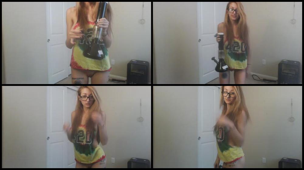 Katsaysmeow Smoking With No Pants On