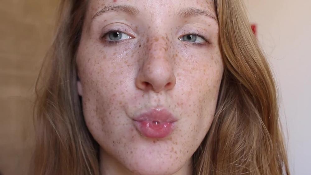Littleredheadlisa Shhh Square Lips Manyvids