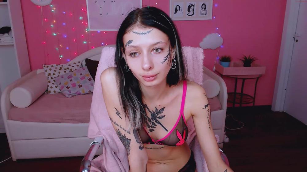 Kalimistes_21082021_1334_Female_Chaturbate