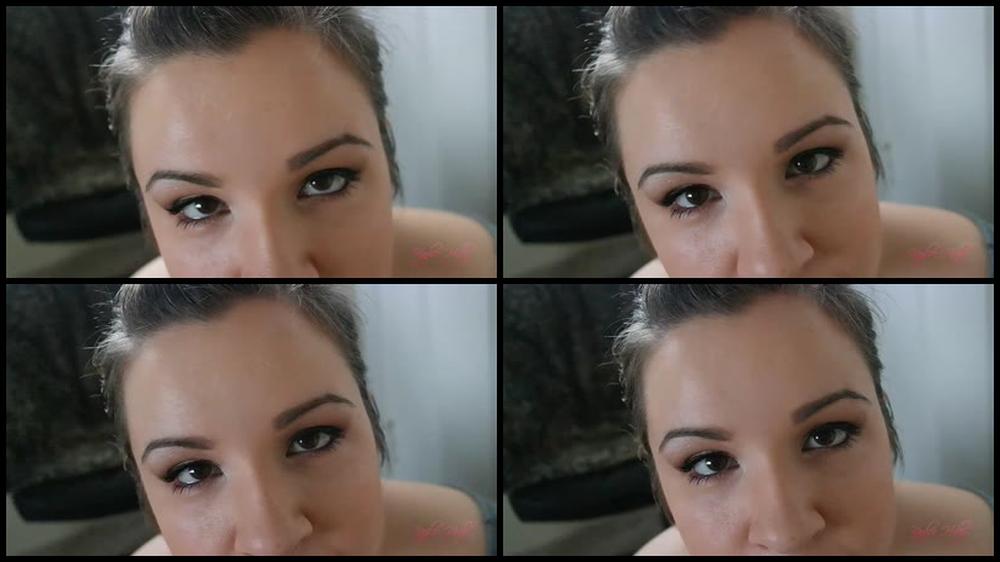Kaylee Holly Mesmerizing Eyes