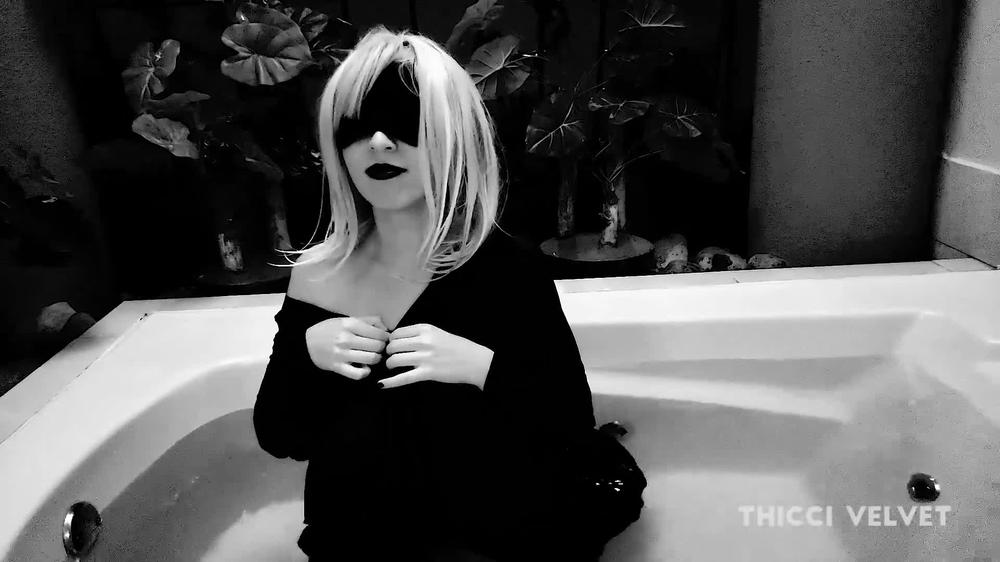 Yin Yang - A soothing and erotic Thicci Velvet video