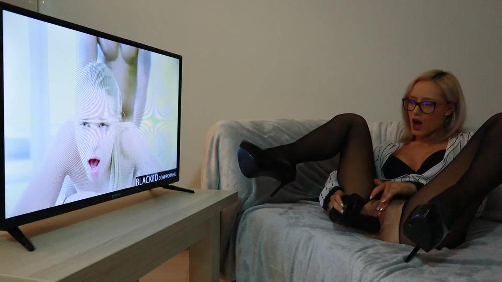 BBC masturbation. Hot secretary watching porn.