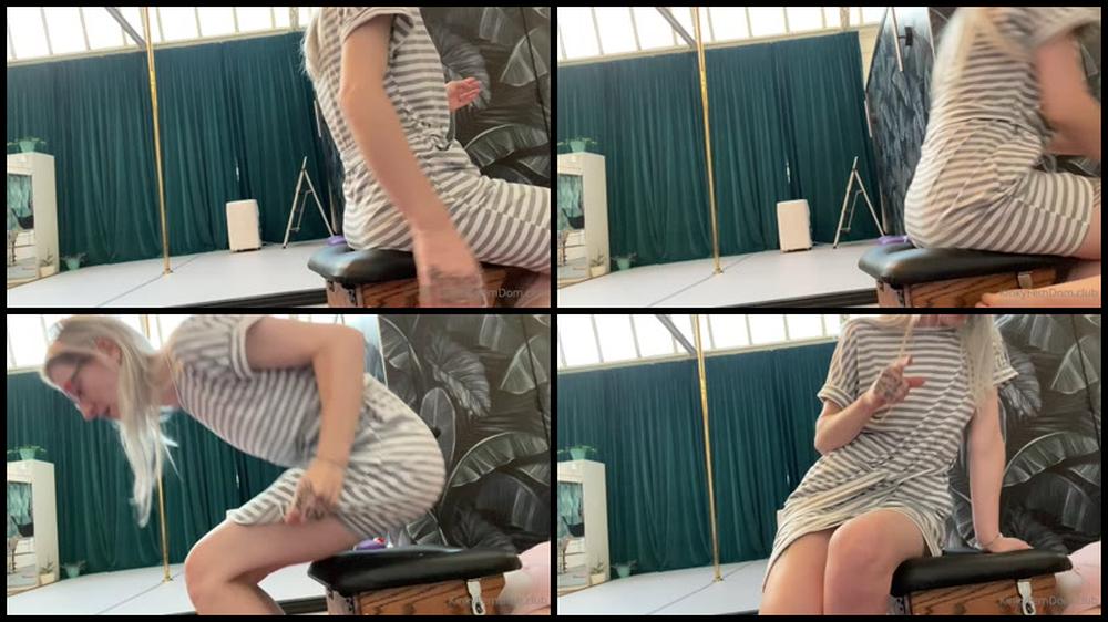 Topdomme 31 07 2021 2177653725 Video Practicing Our Facesitting Class For Domcon La Kinky Rose