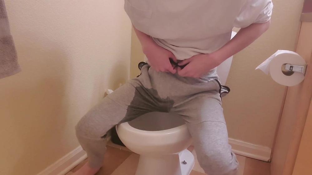 I couldn't hold it and accidently pissed in pants
