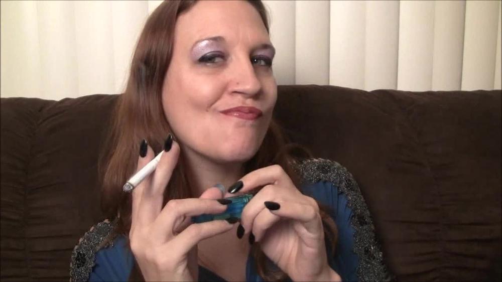 Lipstick-On-My-Cigarette-2