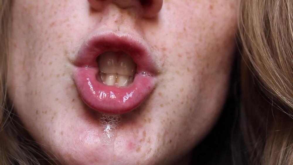 Littleredheadlisa Lip Close Up Custom Manyvids