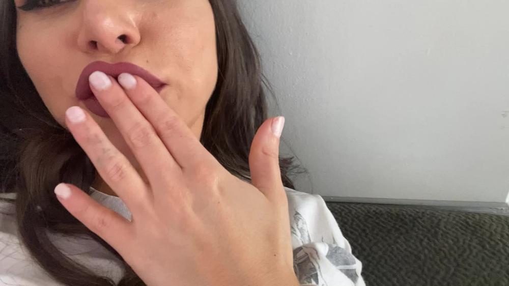 Suttin Finger Play