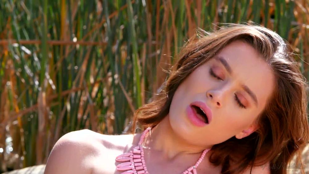 Lana Rhoades Hollyrandall Summer Vibes 1080P
