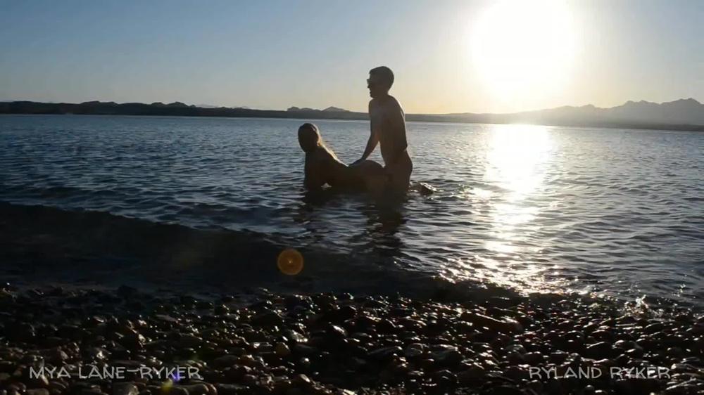 Mya Lane - Sex On The Beach
