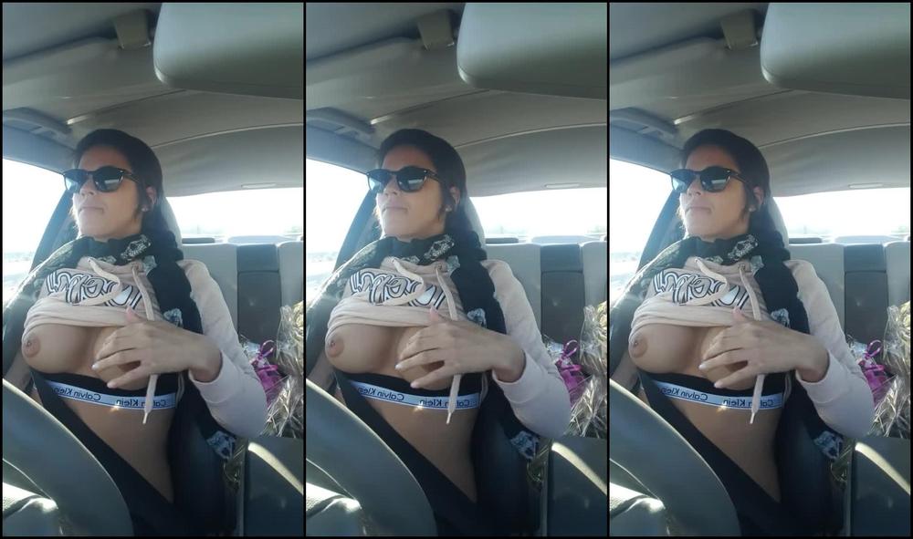 2016.12.08 Boobies On The Road Seins Sur L'Autoroute