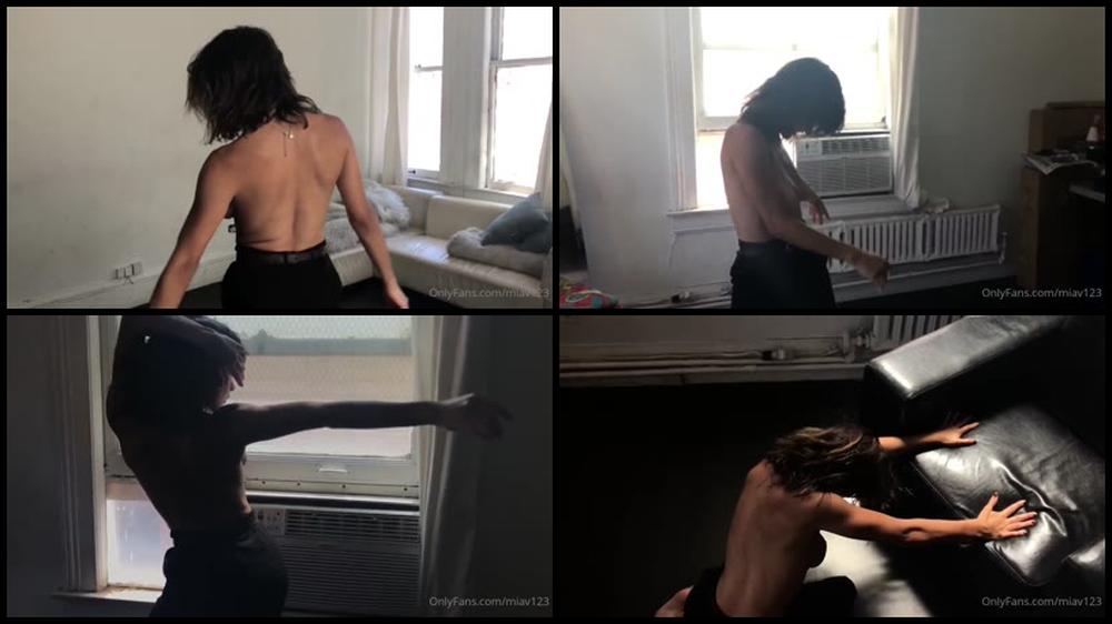 Miav123 01 07 2020 486171501 Behind The Scenes On A Shoot From A Few Years Ago Also Listening To One Of My Favorite Ba