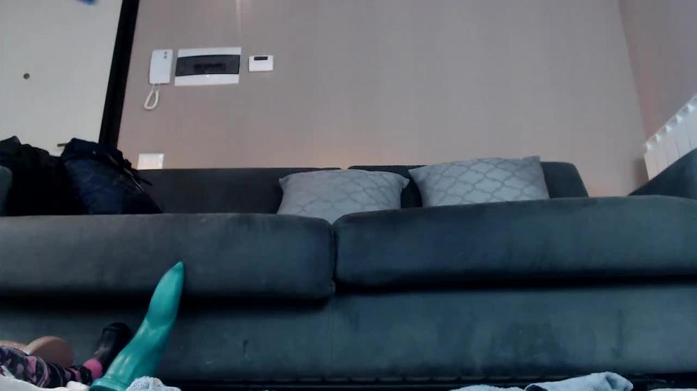 37_Naughtyelle