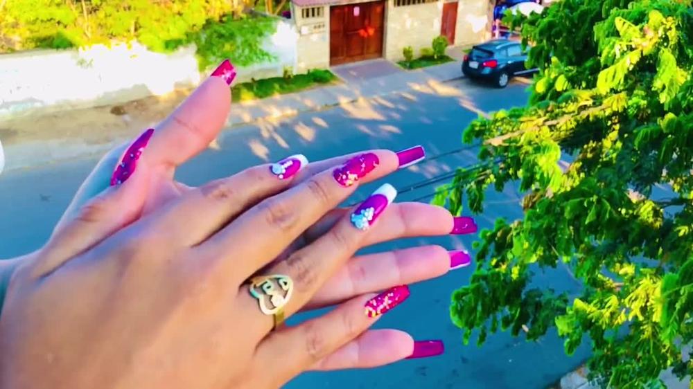 My beautiful nails!! Brunette Latina