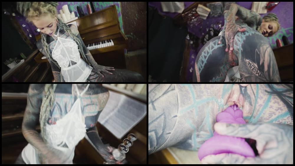 Anuskatzz A Piano Pussyanal Fistbdsm Solo Orgasm