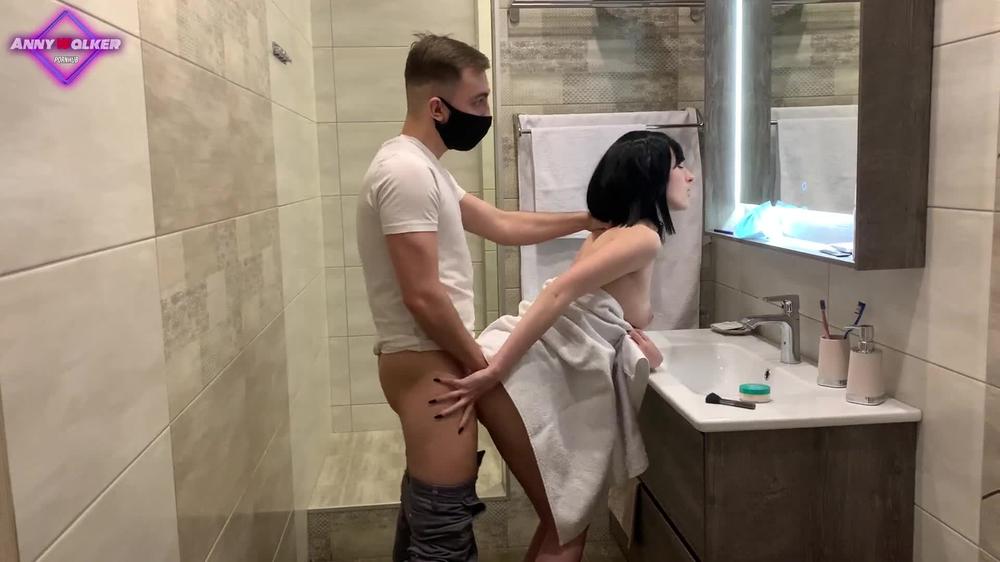 019 Fucked A Friend'S Fiancee In The Bathroom And She Was Late For The Ceremony - Anny Walker