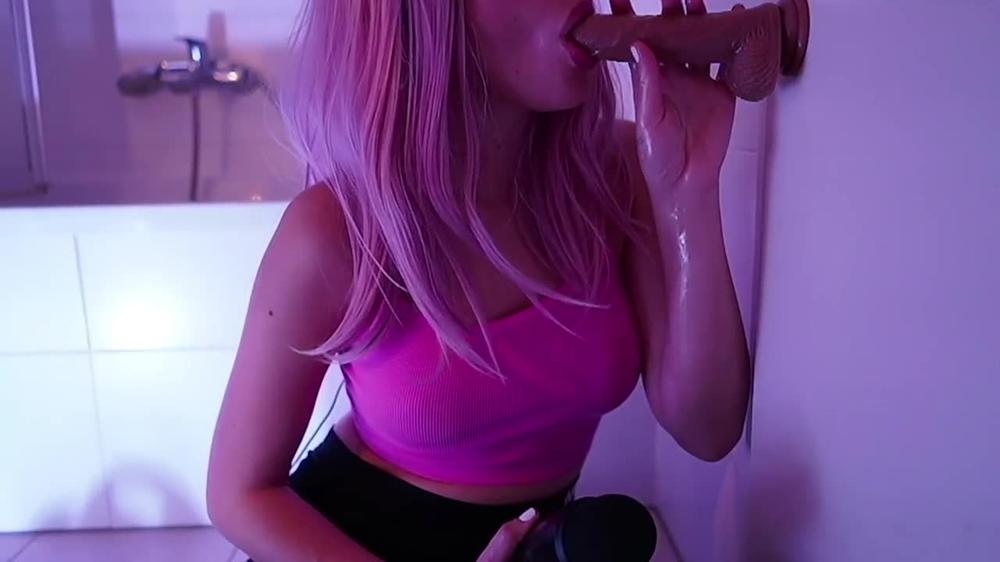 ASMR Cute girl gives you a sensual Blowjob