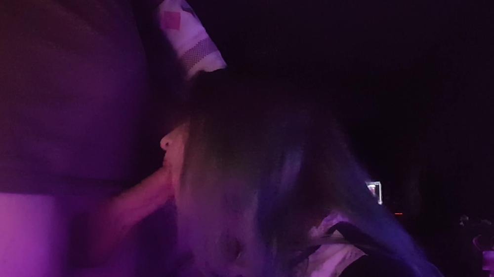 02 Suck My Stepbrother'S Dick Before He'S Going To Bed