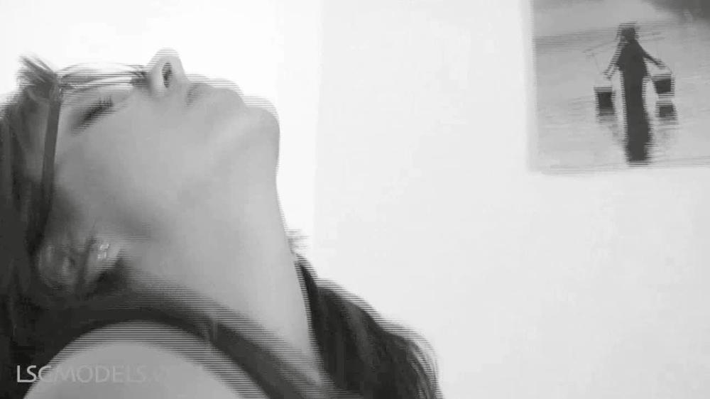 Ashley-Simi01Pt2_Hd_720P_Hd_720P