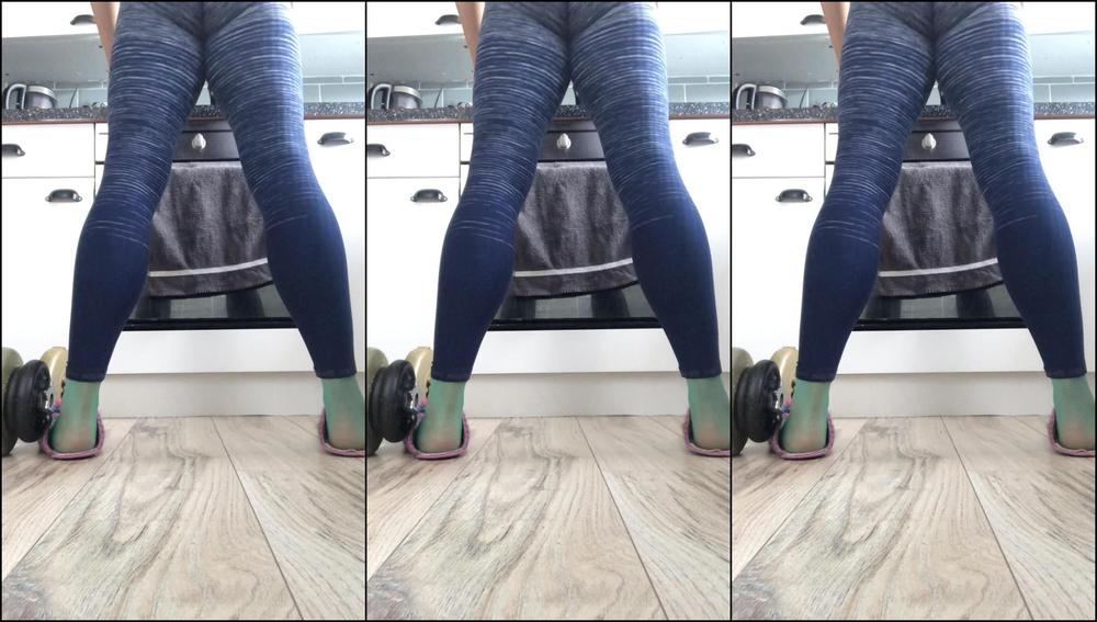 Bootyful Nylon Queen Work Out In Pantyhose