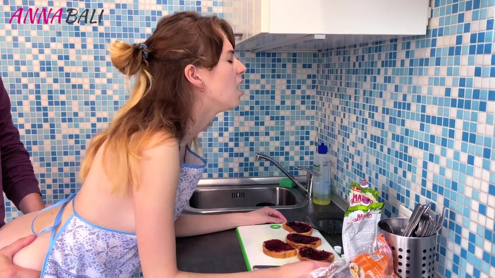 licked holes and fucked a cute girl while she was cooking