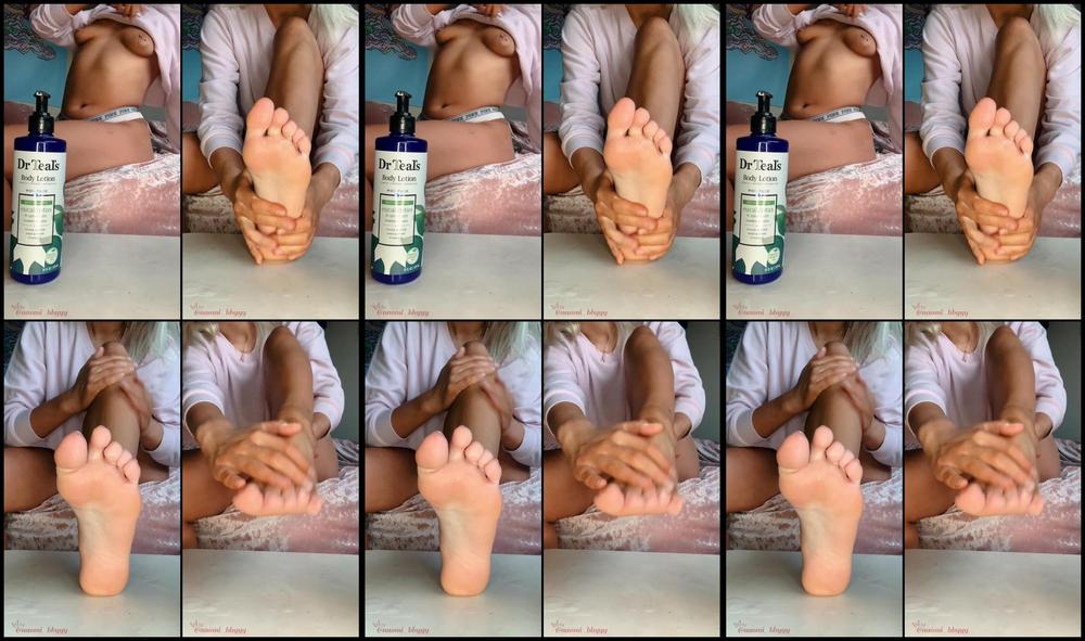 Naomi Bbyyy 01 06 2020 381822101 I Ve Been Getting Tons Of Requests For More Feet Content Sooooo Here Ya Go Massagin