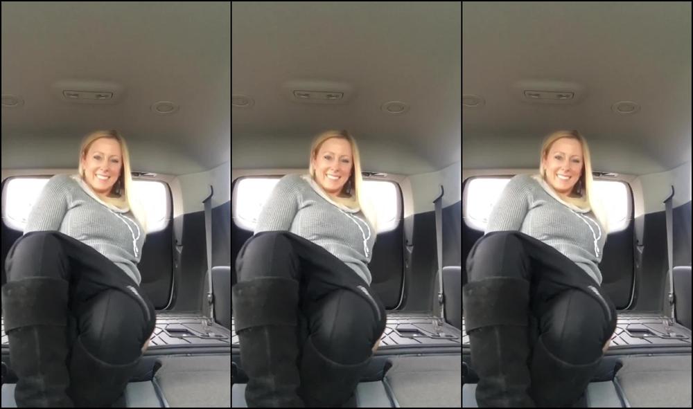 Blond MILF squirts in rental vehicle!!