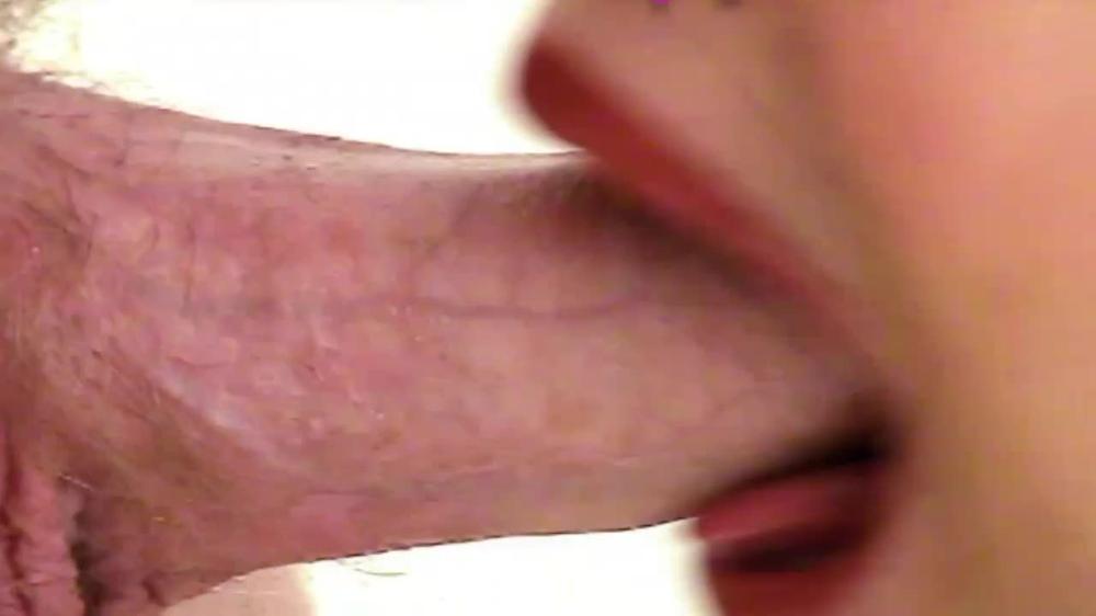 Lauren Phoenix Reach Out And Touch Me 1 (2005)