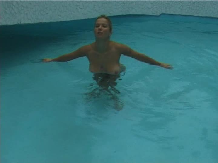 Jessica Ross - Estate In Citta Sc 5