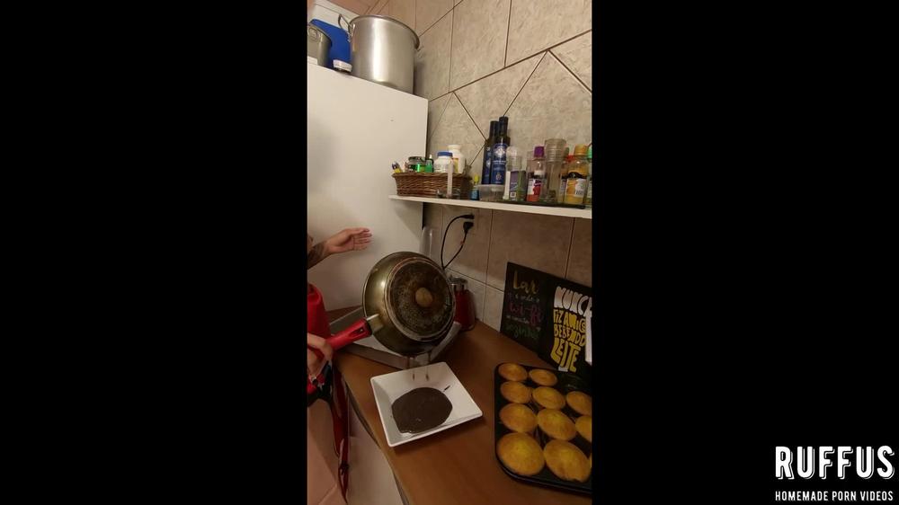 072 Ana Rothbard Cooking Carrot Cake And Having Sex_Bobbyruffus_1080P