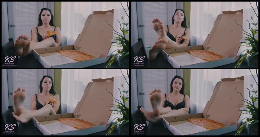 Kiara Skye Eating Pizza With My Feet In Your Face Manyvids