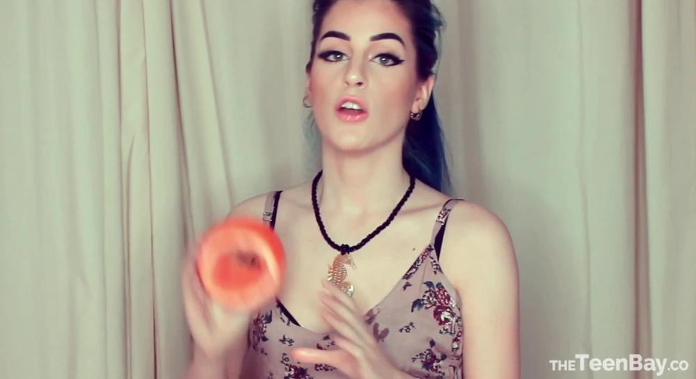 Grapefuit Blowjob