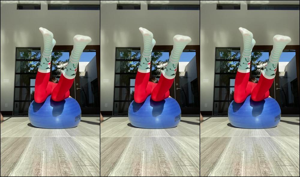 Vinaskyy 2019 90420733 Morning Yoga Lolll The Fun Way