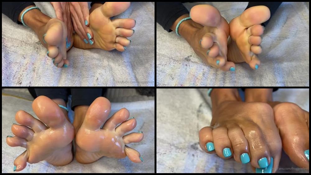 Froggeefeetvip 28 01 2021 2018911782 Spreading Toes Little Play