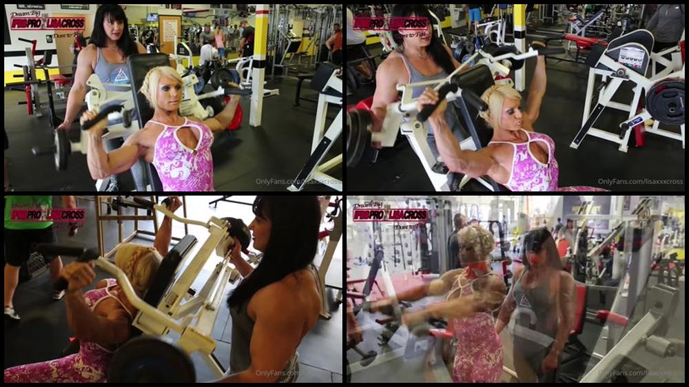 Lisaxxxcross 29 11 2020 1351613816 Shoulders With Alina