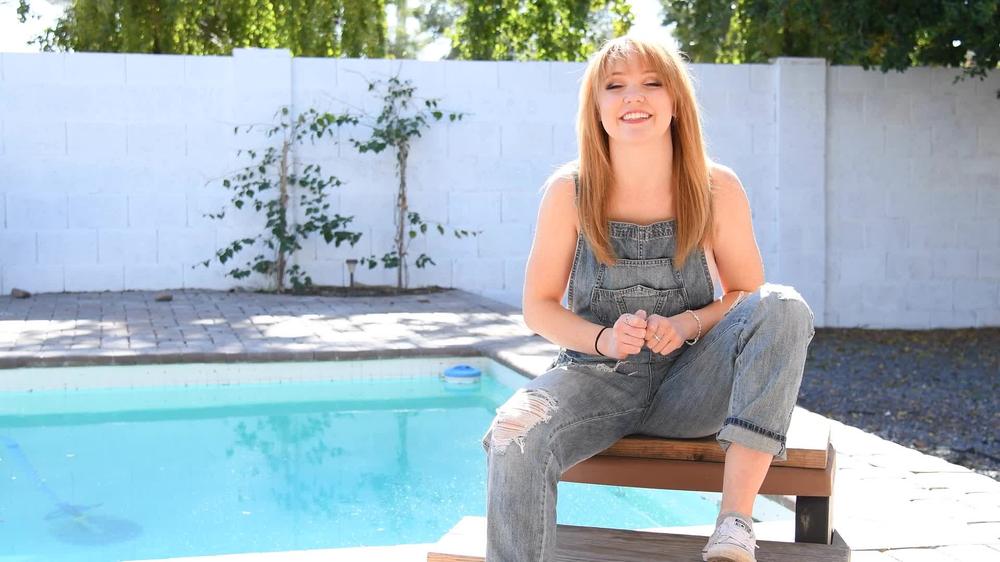 Nikole Nash - [Ftvgirls] - A Mature Figure #4