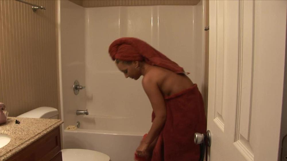 Shower 2 720P