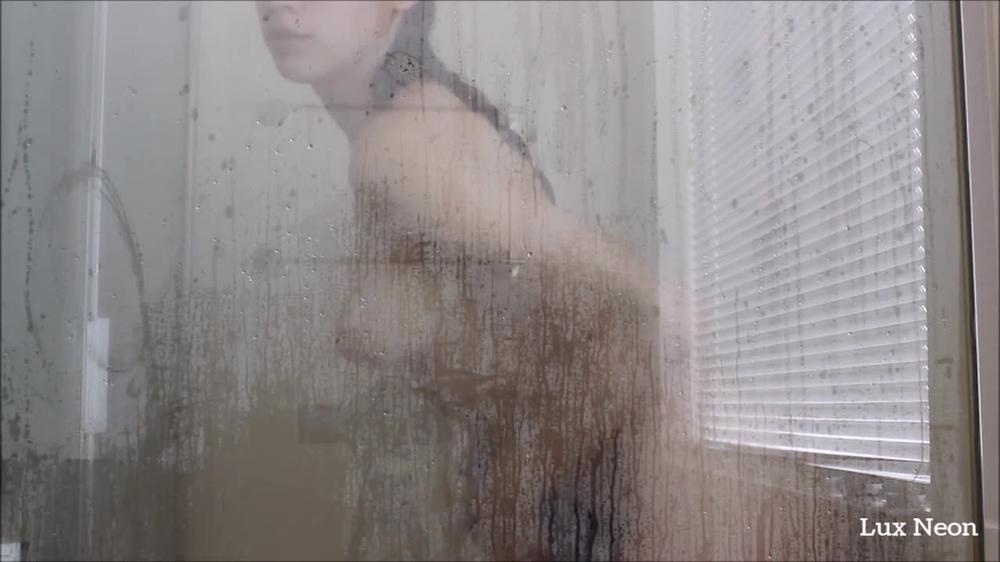 Luxneon - Voyeur Shower Glass Tease