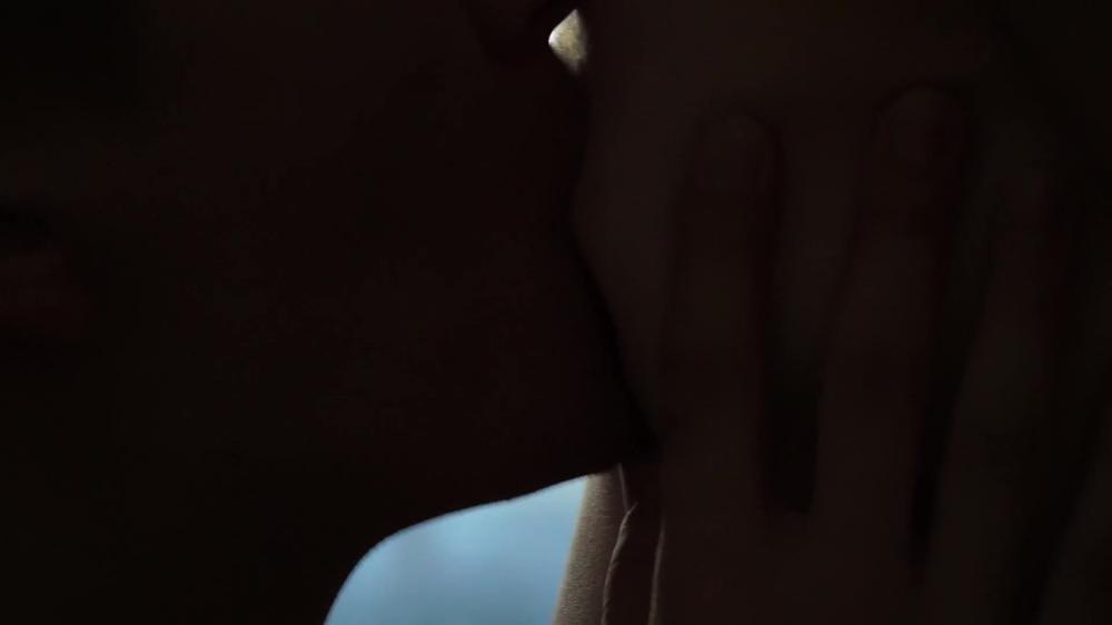 HOT KISSING LOUD MOANING NIPPLE SUCKING ORGASM NYMPHO TEEN
