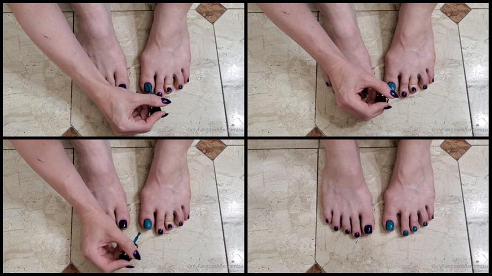 Terramizu 07 06 2021 2129008322 I Picked A Pretty Teal Polish And Filmed Me Painting My Toes Renew Subs Get The Last Coup